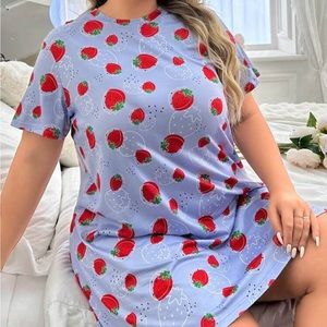 Plus Size Women's Strawberry Printed Sleep Dress